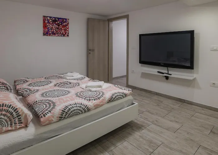 Apartment For You